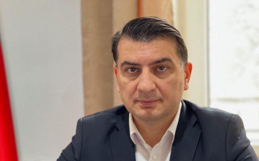 Azər Qasımlı Qurbanəli Yusifovu övladları ilə hədələyib? - Məhkəmə istintaqı YEKUNLAŞIR