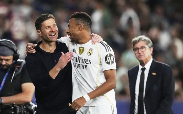 Meydanda ən çox vaxt keçirən futbolçular KİMLƏRDİR? Meydanda ən çox vaxt keçirən futbolçular KİMLƏRDİR?