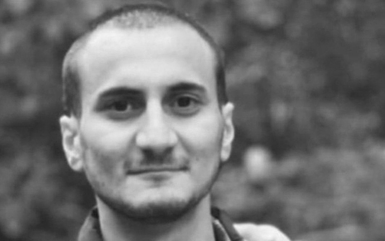 Vəfat edən 21 yaşlı əsgər tanınmış incəsənət xadiminin oğlu İMİŞ – ÖZƏL Vəfat edən 21 yaşlı əsgər tanınmış incəsənət xadiminin oğlu İMİŞ – ÖZƏL