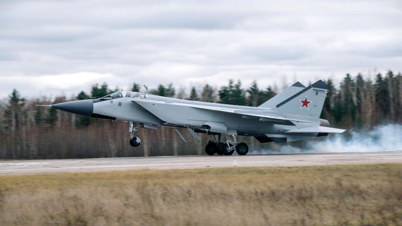 Ukrayna PUA-sı Krımda MiQ-31 qırıcısını MƏHV ETDİ Ukrayna PUA-sı Krımda MiQ-31 qırıcısını MƏHV ETDİ