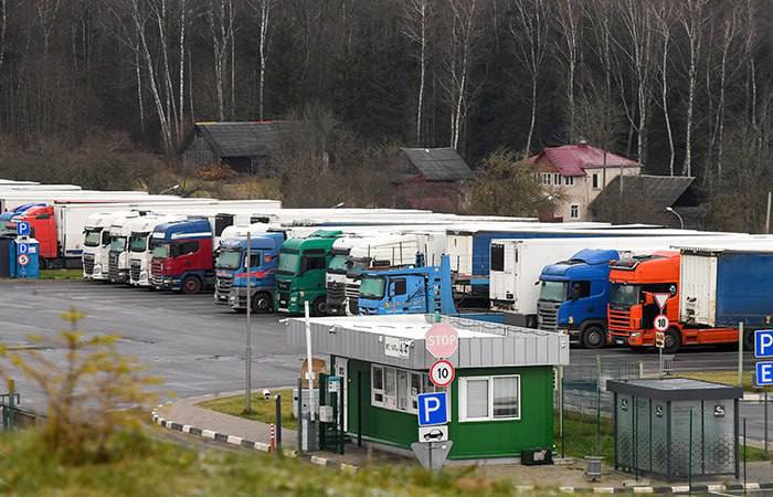 Britaniya Rusiya neft-qaz şirkətlərini “qara siyahı”ya SALDI Britaniya Rusiya neft-qaz şirkətlərini “qara siyahı”ya SALDI