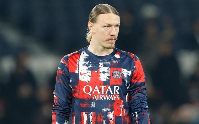 4 penalti dəf edən qapıçının qolu SINDI