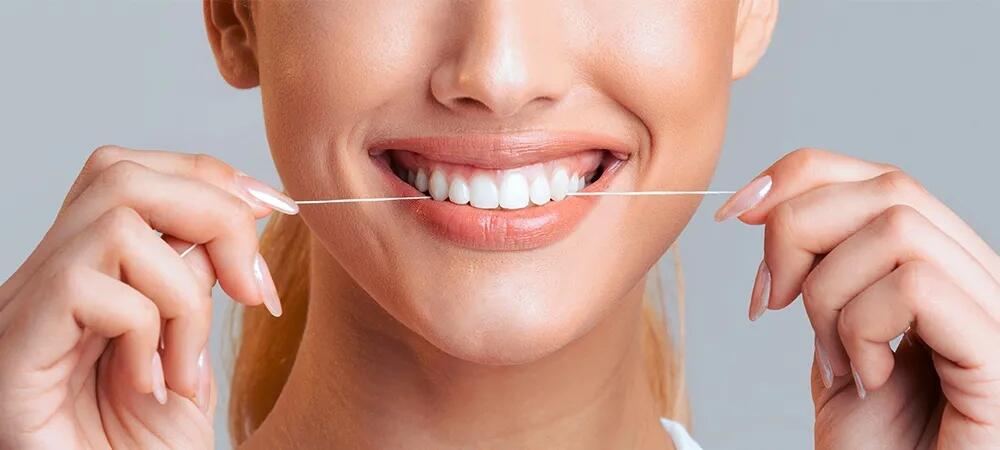 Dişləri təbii üsullarla necə ağartmalı?