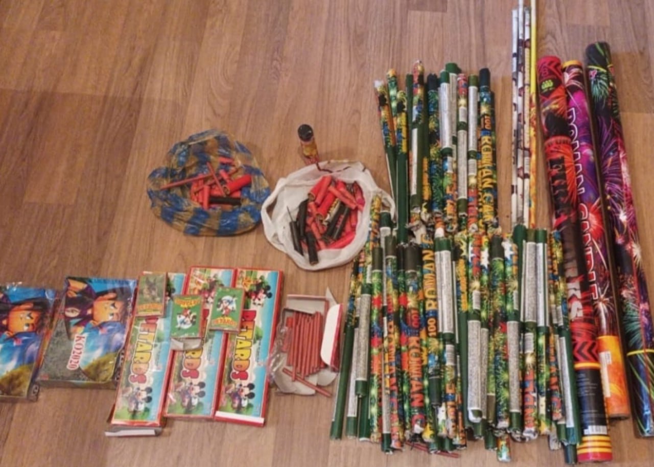 Bayram öncəsi TƏHLÜKƏ &ndash; Uşaqlar &ldquo;zırpaket&rsquo;ləri necə alıb-satırlar?