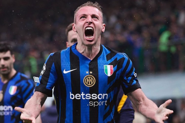 &ldquo;Fənərbağça&rdquo; italiyalı futbolçu ilə danışıq aparır