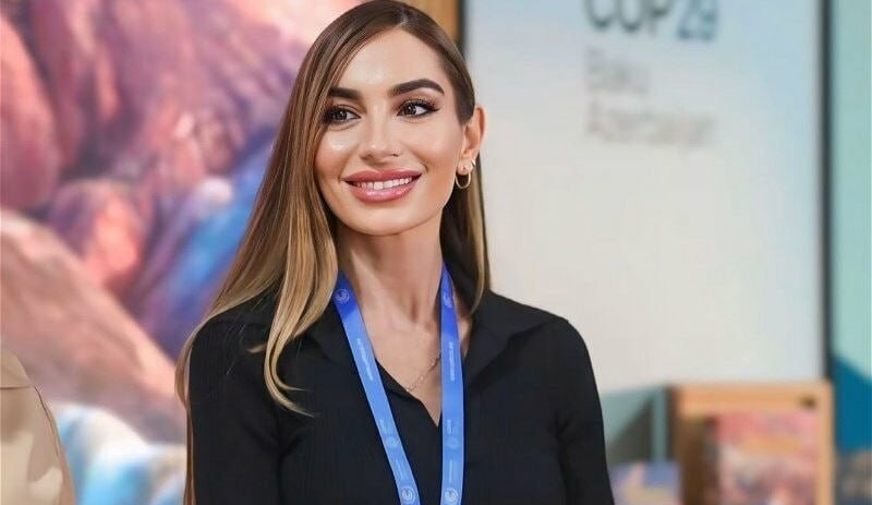 Arzu Əliyeva atası ilə arxiv FOTOSUNU paylaşdı