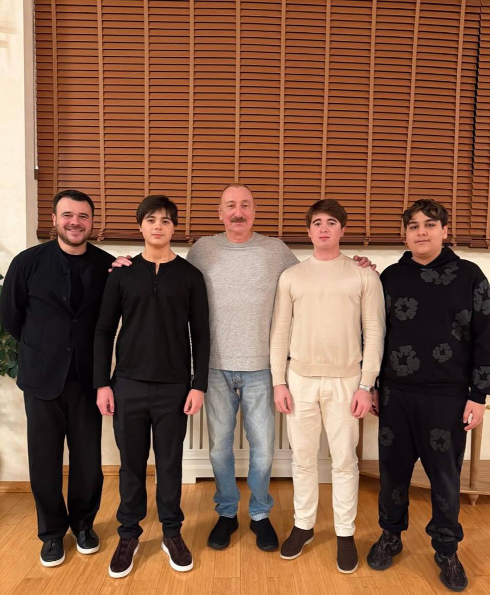 Emin Ağalarov Prezidentin doğum günü ilə bağlı paylaşım etdi - FOTO