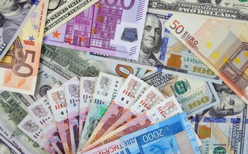 Avro və rubl ucuzlaşdı, dollar isə... &ndash; YENİ MƏZƏNNƏ