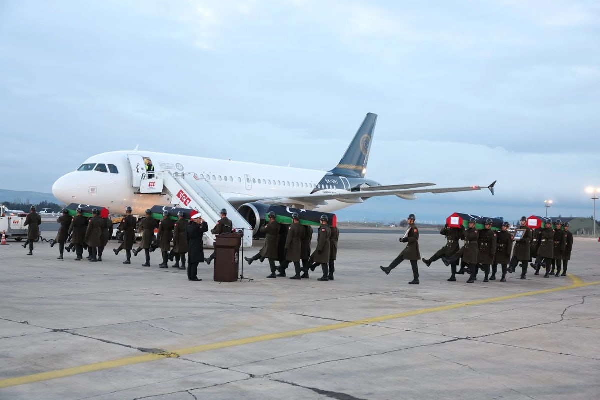 Türkiyədə təyyarə qəzasında həlak olan generalların nəşi Liviyaya yola salınıb - FOTO
