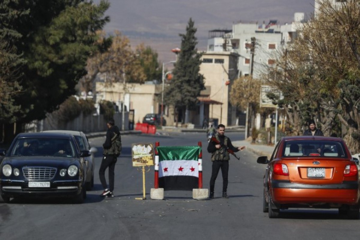 Suriyada etiraz aksiyasının 100-dən çox iştirakçısı TUTULDU Suriyada etiraz aksiyasının 100-dən çox iştirakçısı TUTULDU