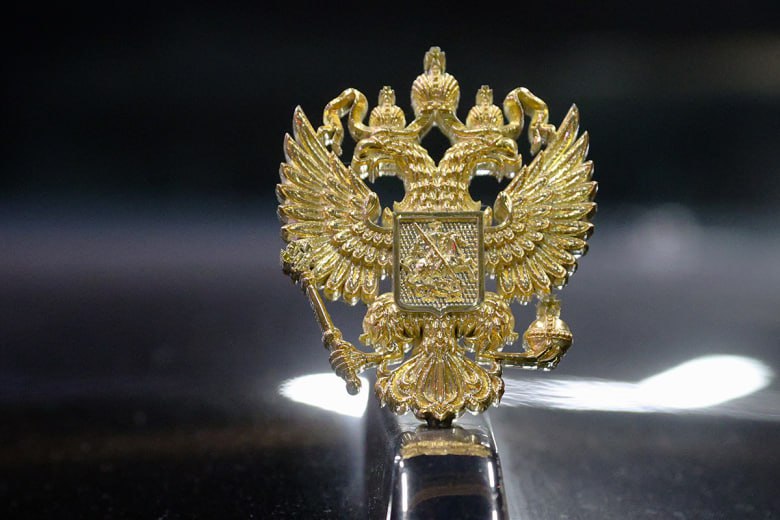 Rusiya gerbini dəyişdi