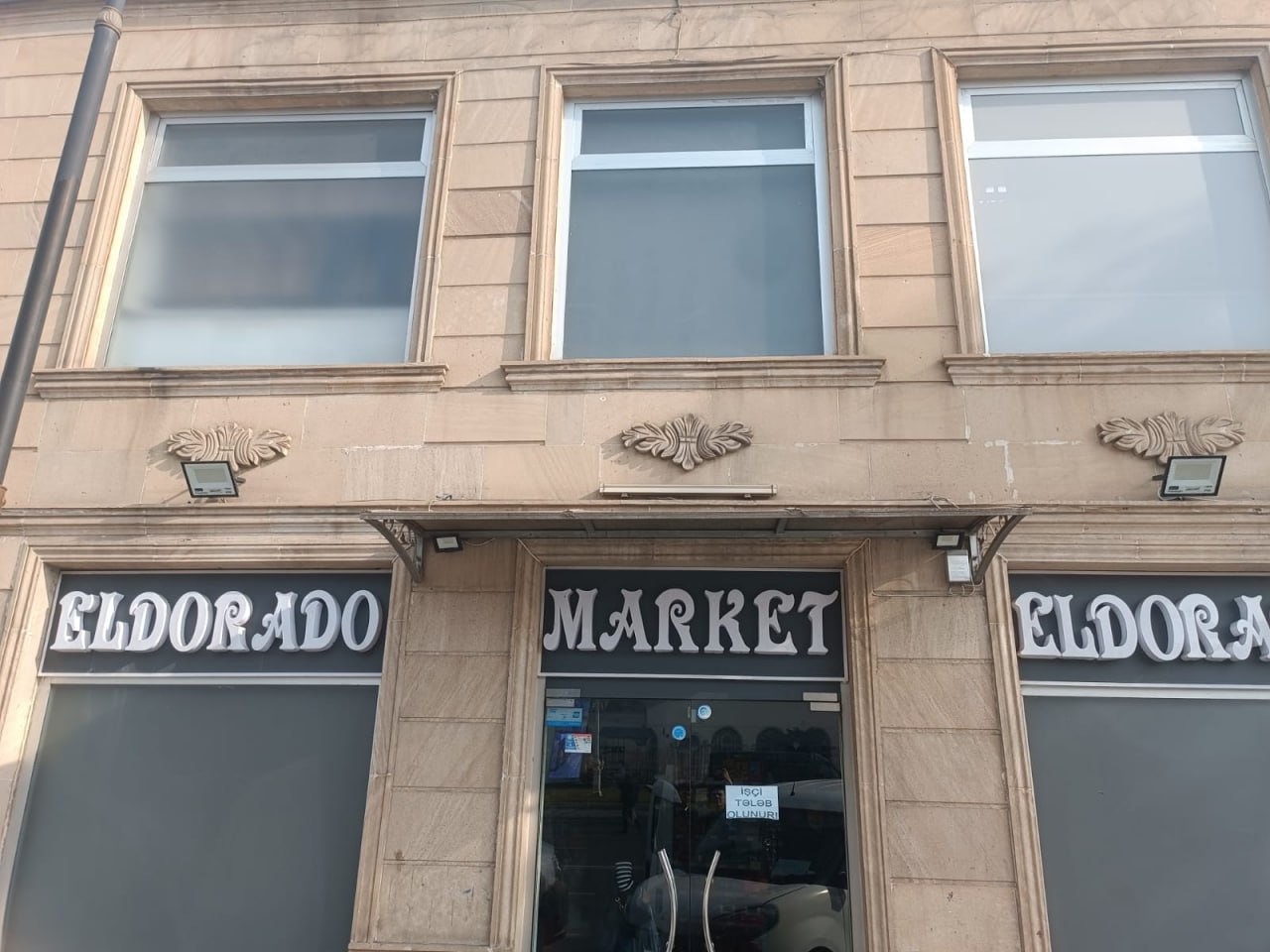 Zəhərlənən ailə balığı bu mağazadan alıbmış &ndash; FOTO