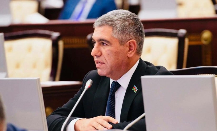 Millət vəkili müəllim kimi fəaliyyətə başladı Millət vəkili müəllim kimi fəaliyyətə başladı