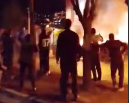 İranda qan su yerinə AXIR &ndash; Polis İdarəsinə OD vuruldu, 15 yaşlı yeniyetmə ÖLDÜRÜLDÜ &ndash; VİDEO 