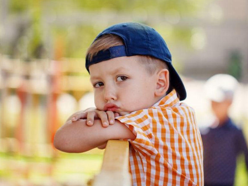 Sakit uşaqlar - Utancaqlıq, yoxsa psixoloji narahatlıq? Sakit uşaqlar - Utancaqlıq, yoxsa psixoloji narahatlıq?