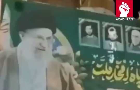 Xameneyinin banneri alova büründü – VİDEO Xameneyinin banneri alova büründü – VİDEO