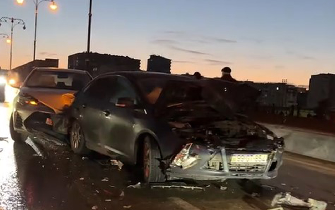 Babək prospektində zəncirvari qəza – VİDEO Babək prospektində zəncirvari qəza – VİDEO