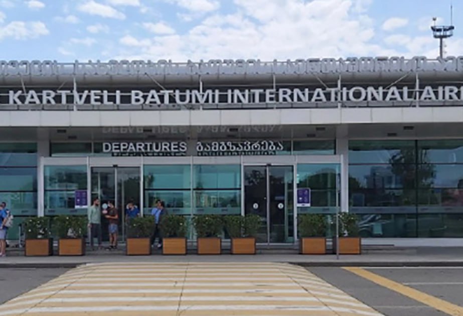 Güclü külək Batumi hava limanında problemlər yaratdı