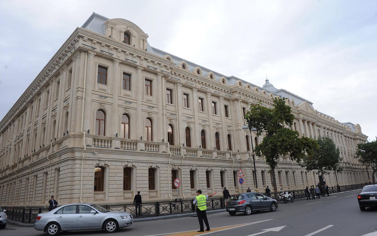 Bakıda bu məktəbi polis 24 saat qoruyacaq