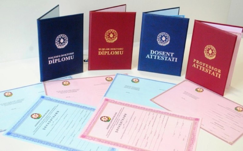 Azərbaycanda 300-dən çox qadın fəlsəfə doktoru oldu