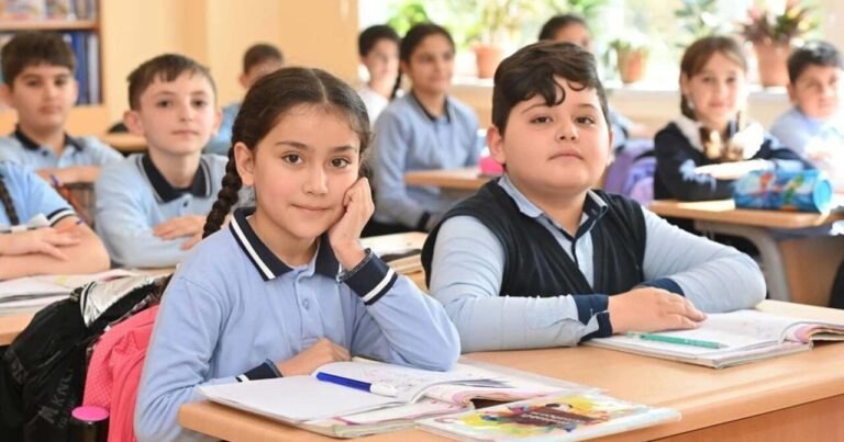 Valideynlərin NƏZƏRİNƏ: Bu gün saat 15:00-dan etibarən… Valideynlərin NƏZƏRİNƏ: Bu gün saat 15:00-dan etibarən…