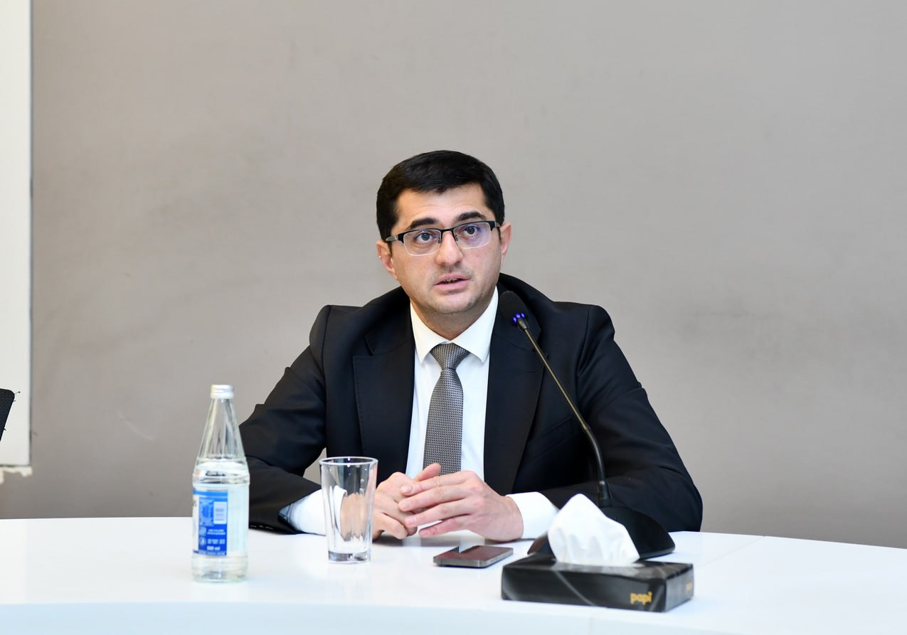 &ldquo;Sənaye problemlərin həlli üçün elmi maliyyələşdirməlidir&rdquo; - Rüfət Əzizov