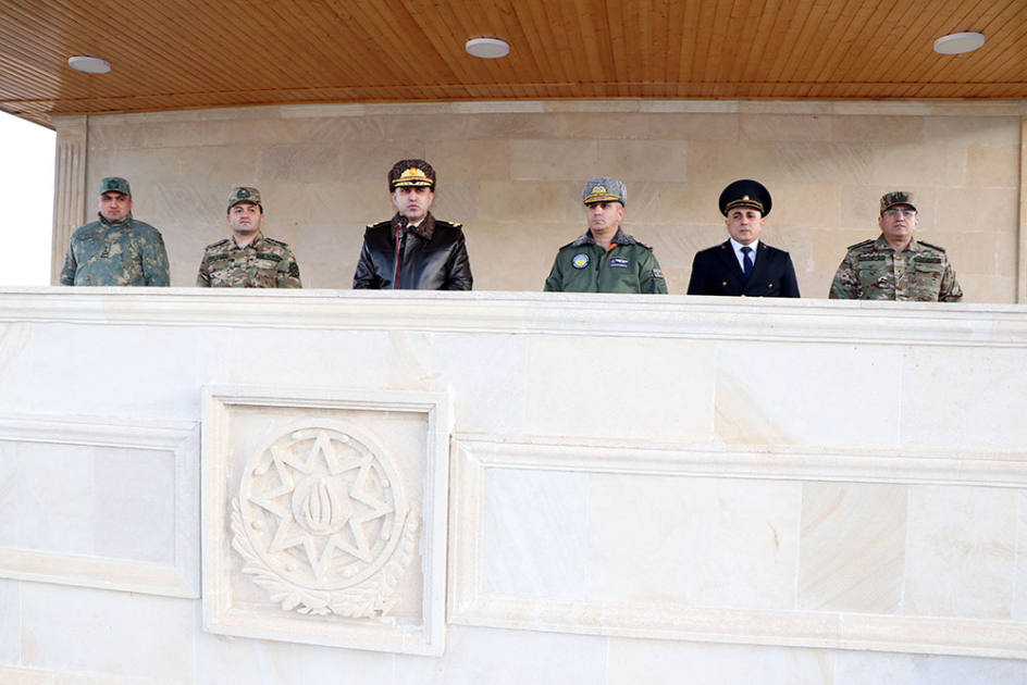 HHQ komandanı və Hərbi prokuror hərbi hissələrdə - FOTO