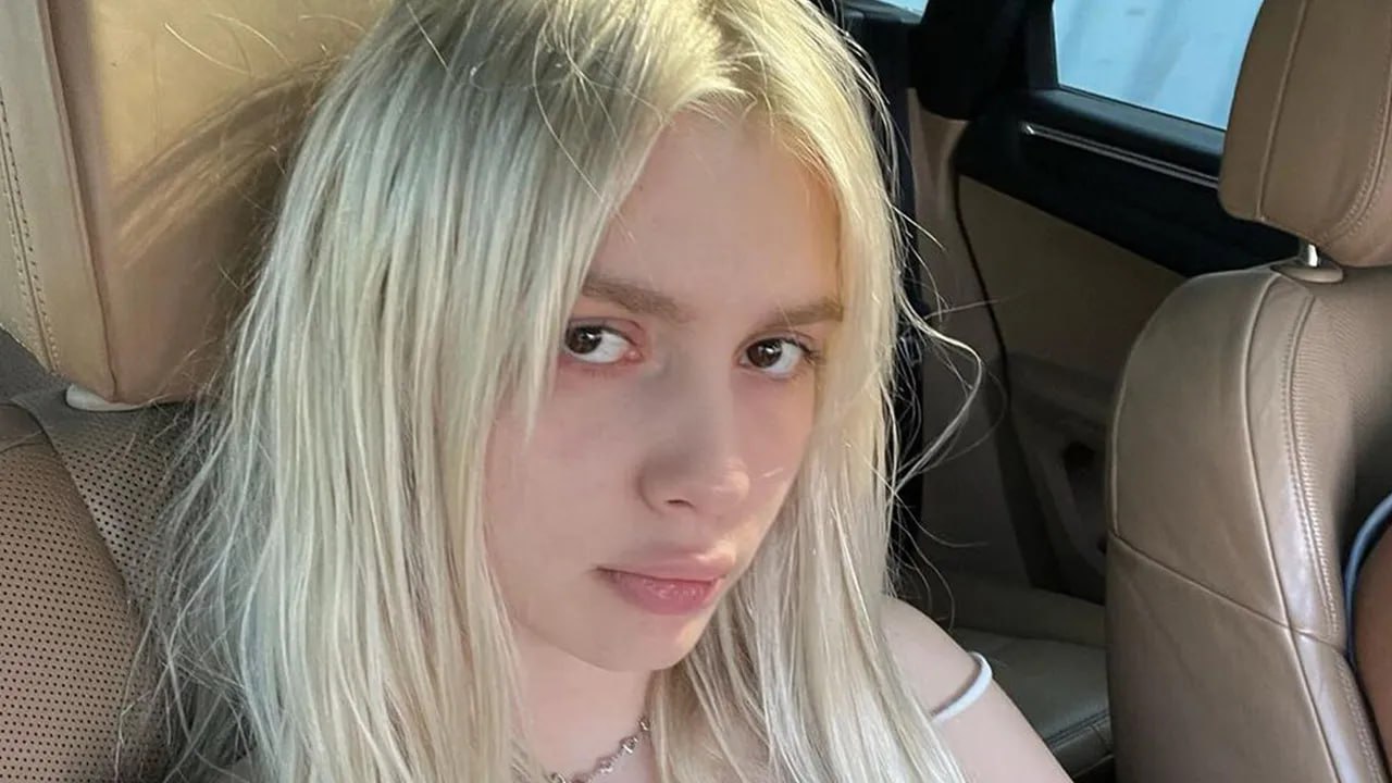 Aleyna Tilkinin vəkili: &ldquo;Tüstü saçlarına hopub deyə narkotik testi pozitiv çıxıb&rdquo;