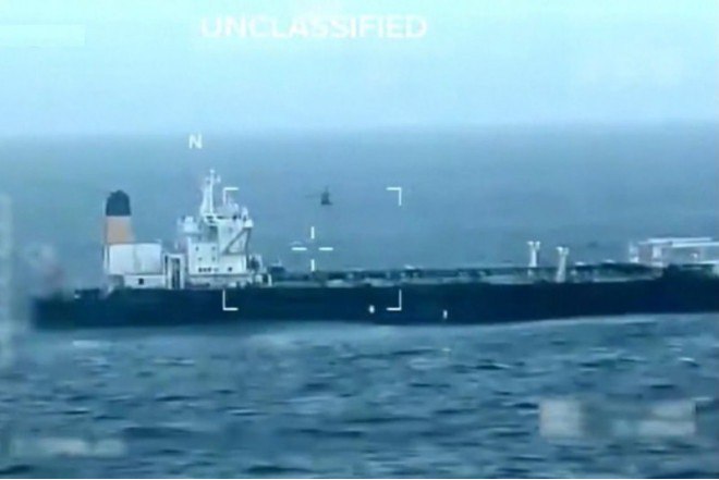 ABŞ Rusiya neftini daşıyan daha bir tankeri ƏLƏ KEÇİRDİ - VİDEO ABŞ Rusiya neftini daşıyan daha bir tankeri ƏLƏ KEÇİRDİ - VİDEO