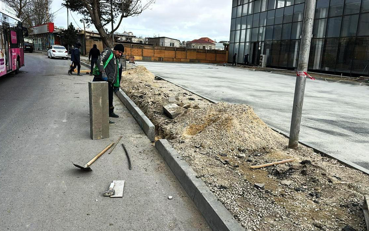 Bakıda piyada səkilərinin qanunsuz zəbtinin qarşısı alındı &ndash; FOTO