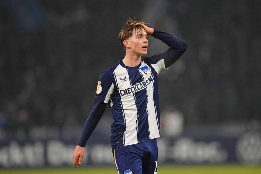 "Bavariya" 16 yaşlı futbolçunu HƏDƏF ALDI "Bavariya" 16 yaşlı futbolçunu HƏDƏF ALDI