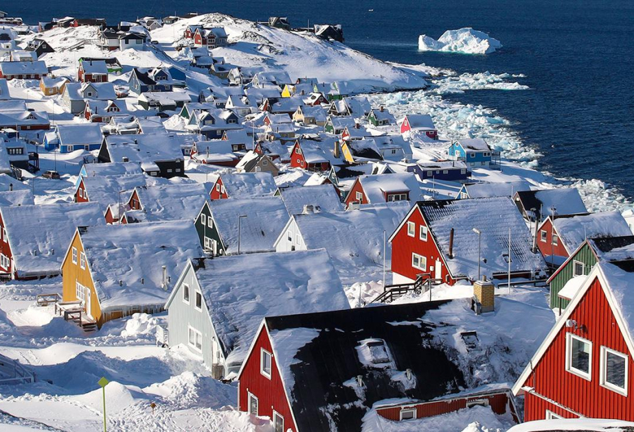 Britaniya Qrenlandiyaya qoşun göndərəcək? - VƏZİYYƏT GƏRGİNLƏŞİR