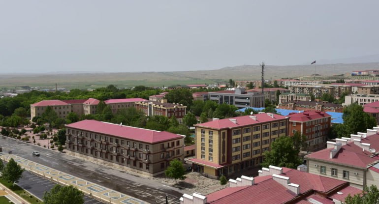 Azərbaycanda görünən heyvan təəccüb doğurdu: Beləsi hələ olmayıb &ndash; VİDEO