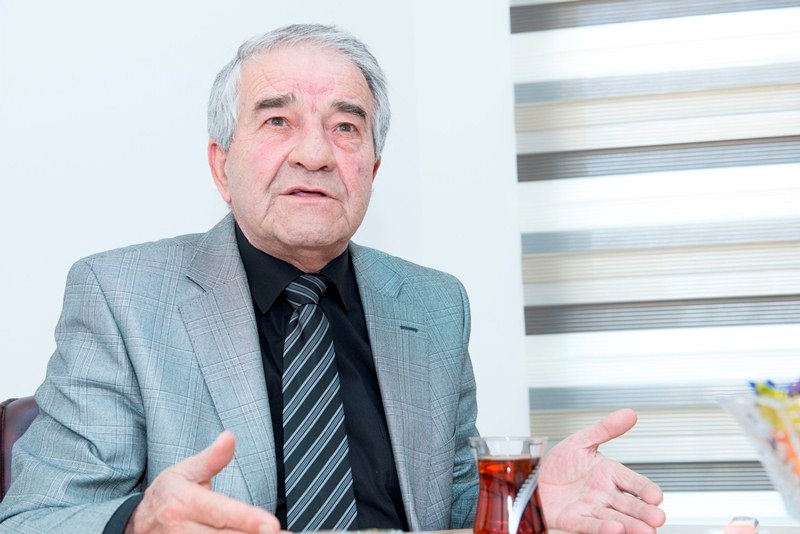 Seyran Səxavət: "Yazıçı Anar səhv edir&rdquo;