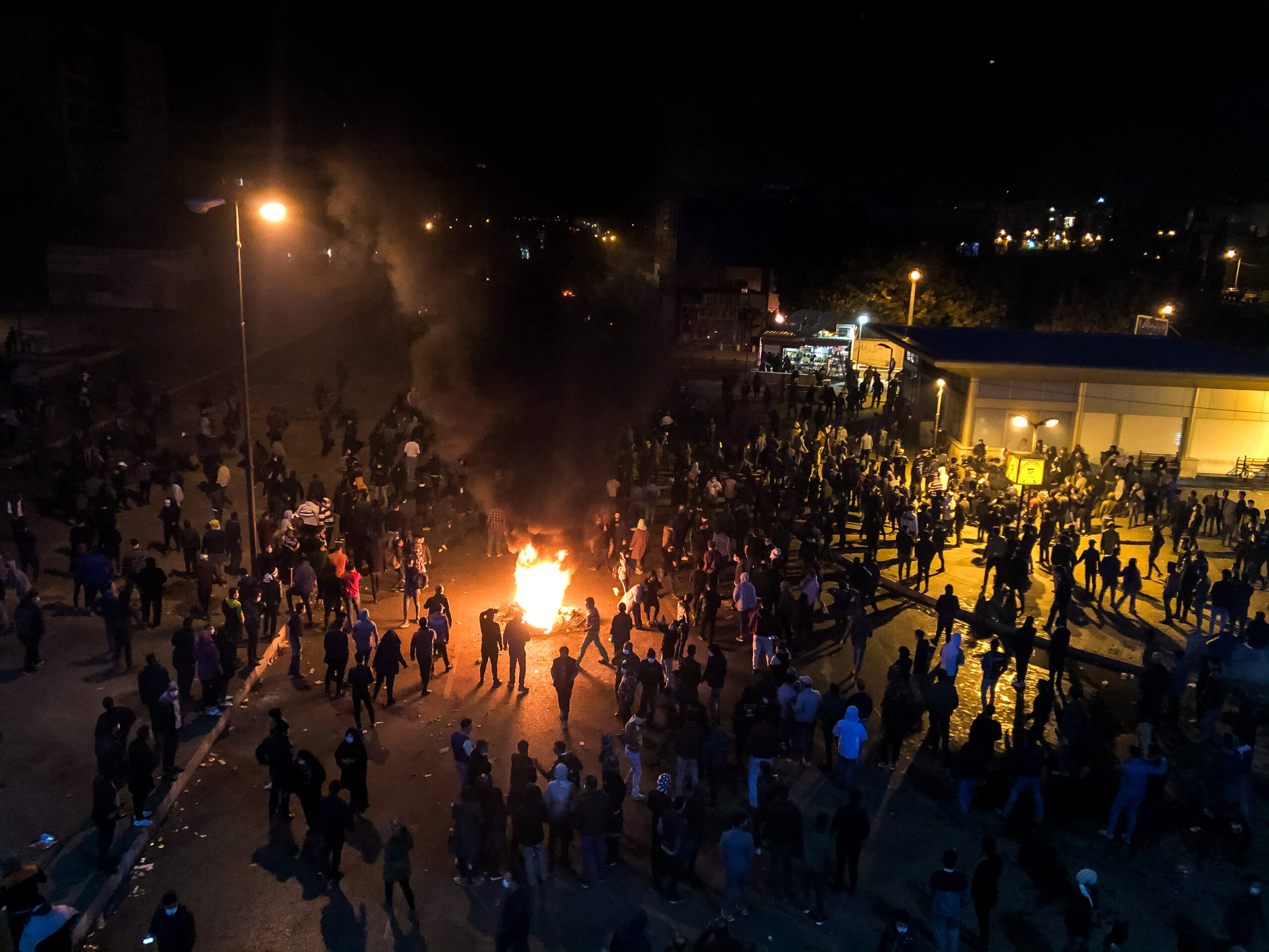 İranda 38 polis öldürülüb - VİDEO