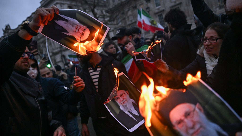 İran hakimiyyəti etirazçılara qarşı tədbirləri GÜCLƏNDİRİR