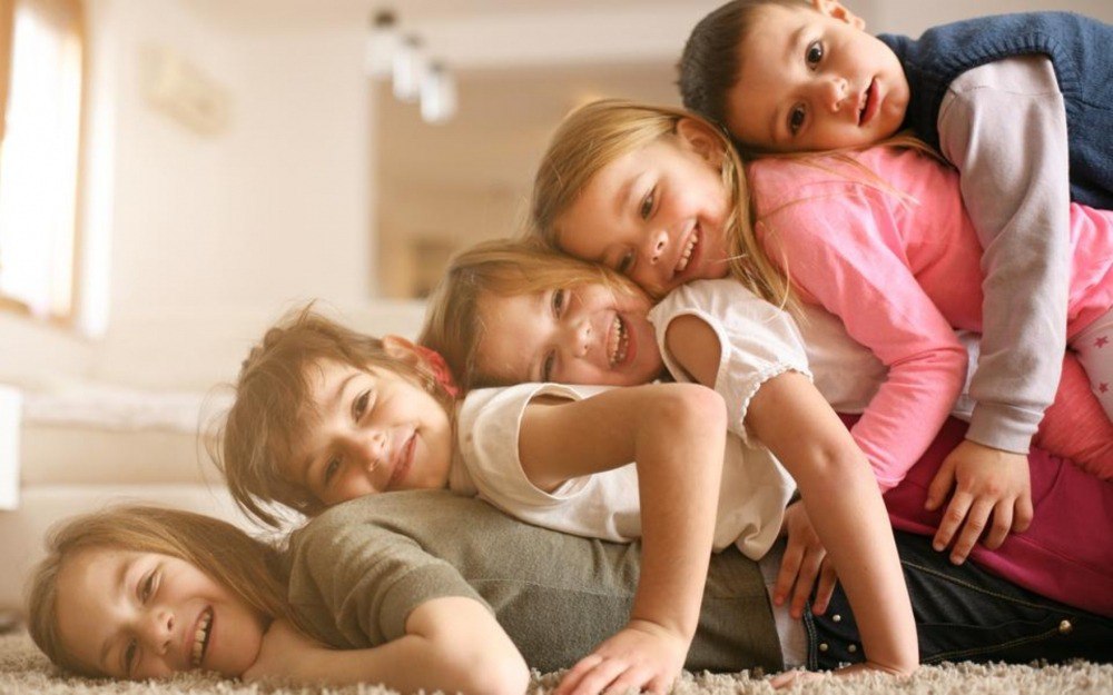 Azərbaycanda beşdən çox uşağı olan qadınların sayı AÇIQLANDI Azərbaycanda beşdən çox uşağı olan qadınların sayı AÇIQLANDI