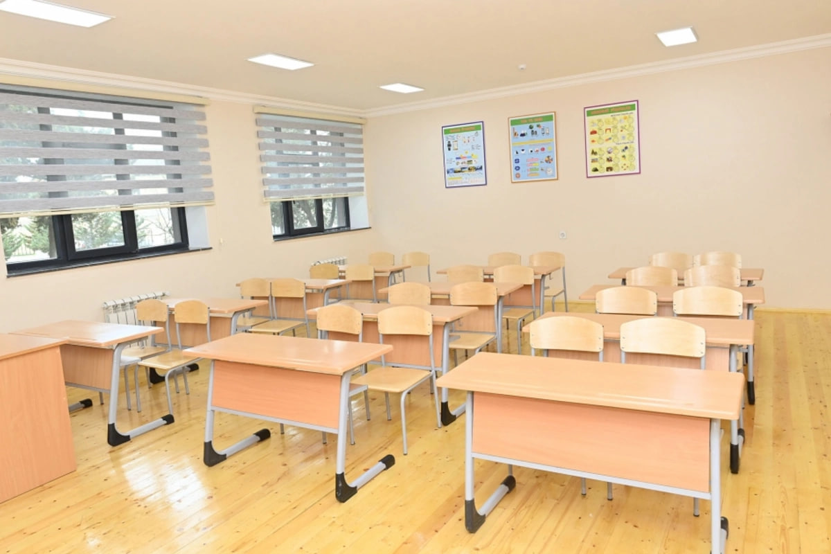 Azərbaycanda 100-dən çox məktəb bağlanacaq, şagirdlər distant təhsilə keçəcək - DETALLAR