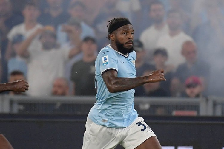 &ldquo;Beşiktaş&rdquo;dan 10 milyonluq TƏKLİF