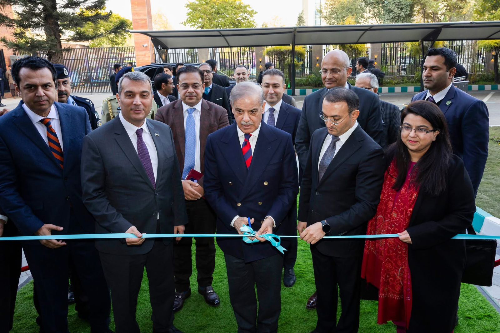 Şahbaz Şərif ASAN Xidmətin açılışını etdi&ndash; FOTO