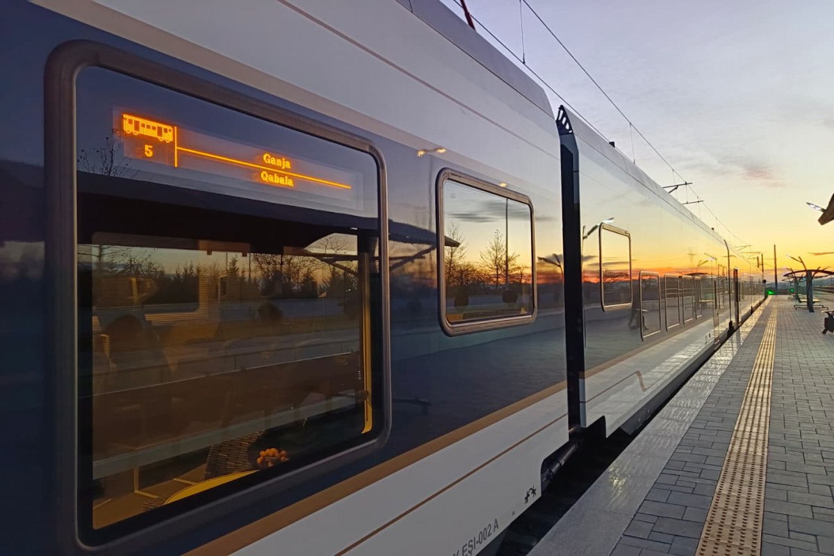 Bakıdan Qəbələyə və əks istiqamətə dəmir yolu ilə səfər etmək mümkün olub