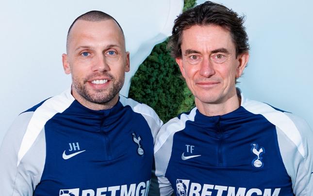 "Ayaks"ın baş məşqçisi London klubunu ÇALIŞDIRACAQ