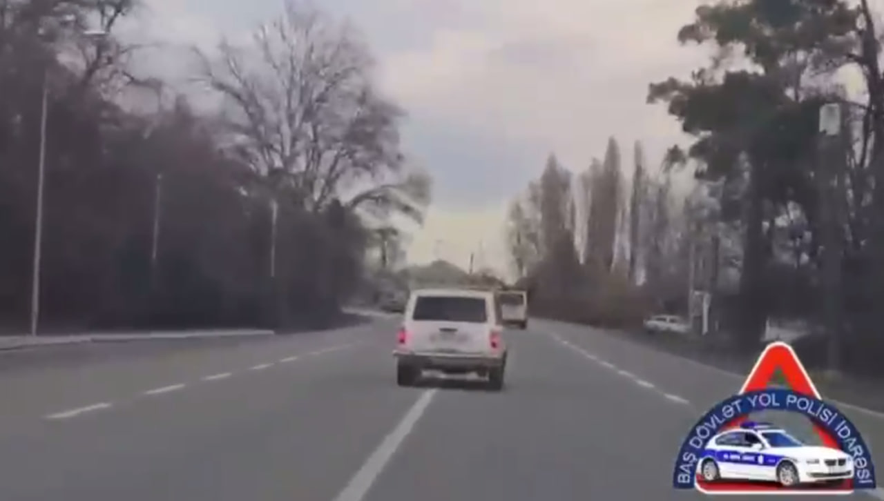 Bakı&ndash;Şamaxı&ndash;Yevlax yolunda avtoxuliqanlıq edən sərxoş sürücü tutuldu &ndash; VİDEO