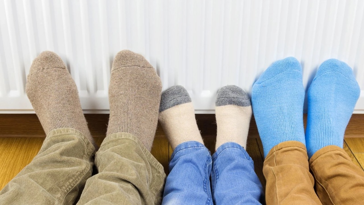 Hansı xəstəliklər zamanı əllər və ayaqlar daim soyuq olur?