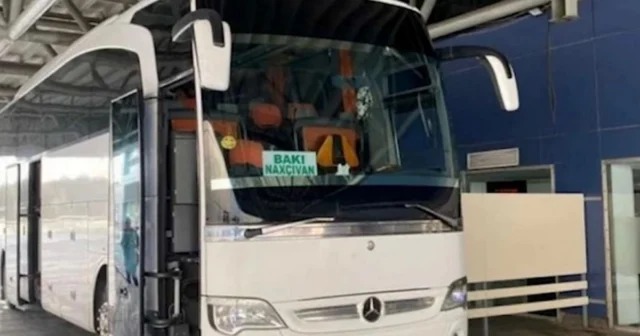 Naxçıvan‑Bakı avtobus reysində YÜK PROBLEMLƏRİ - Niyə salona yığılır? &ndash; VİDEO