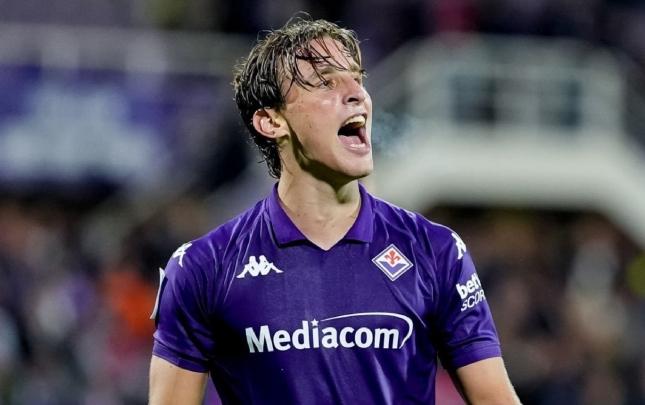 Meydanda ürəyi dayanan futbolçu klubdan GÖNDƏRİLDİ