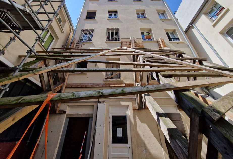 Parisdə bina çökdü - 19 nəfər xəsarət aldı