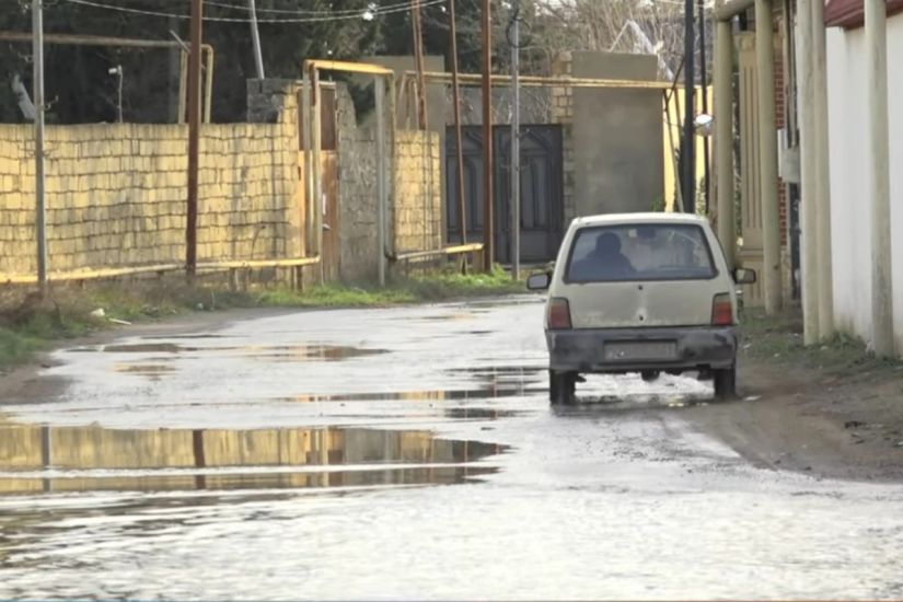 Bu yaşayış massivində sakinlərin problemləri bitmək bilmir - VİDEO