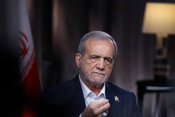 Pezeşkian sosial şəbəkədə Əli Xamenei haqda bunları yazdı