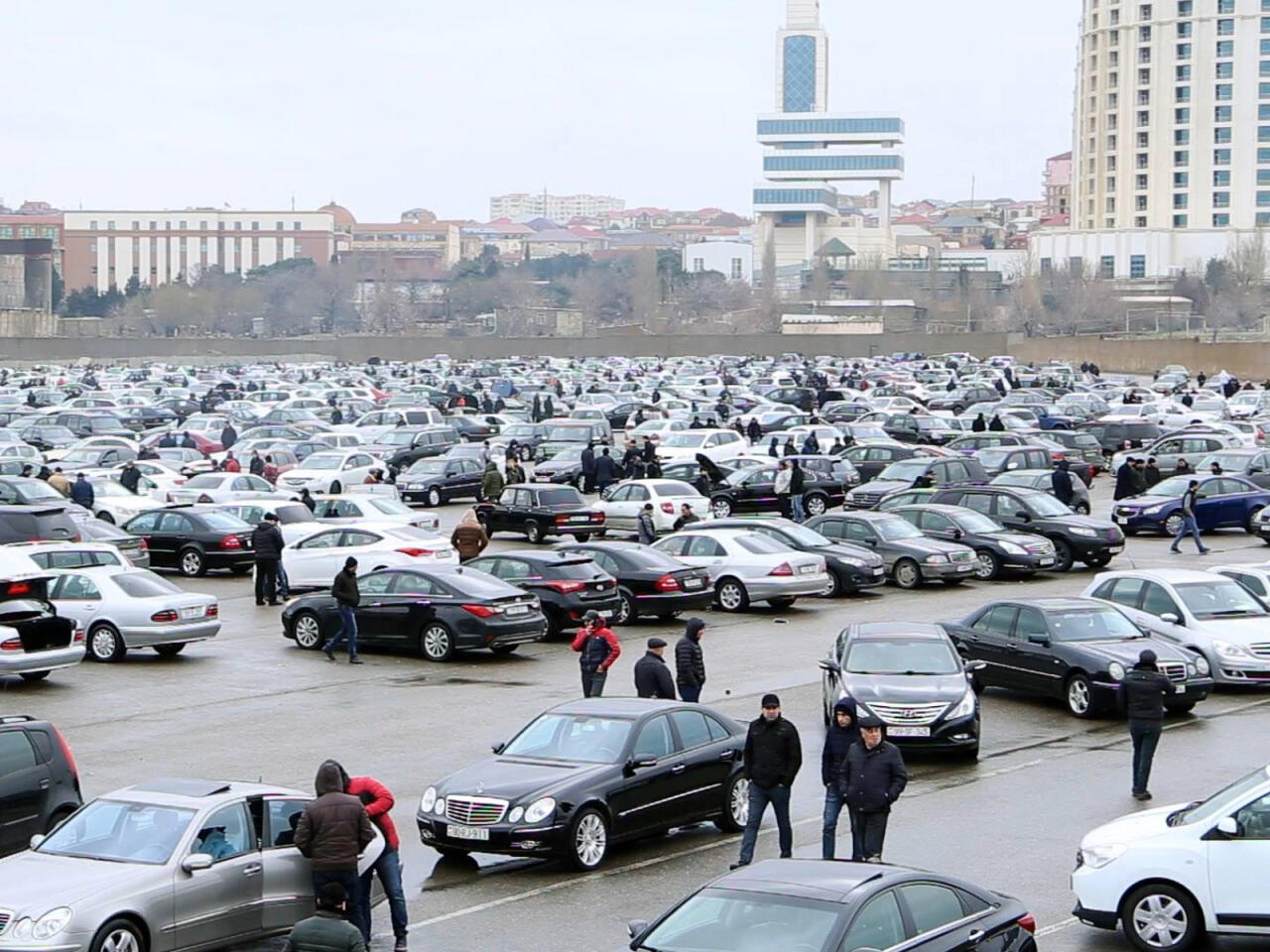 Maşın bazarında son qiymətlər - VİDEO